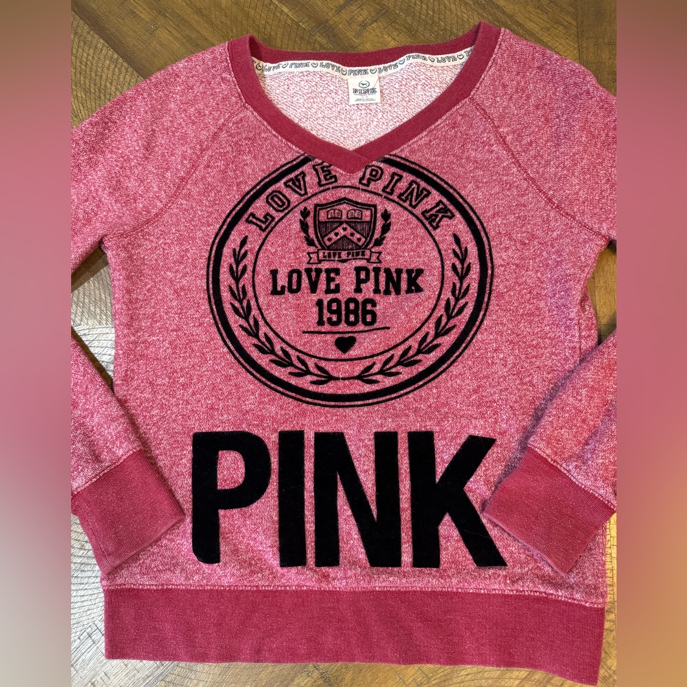 VS PINK Y2K Old School Pull Over - Picture 6 of 8